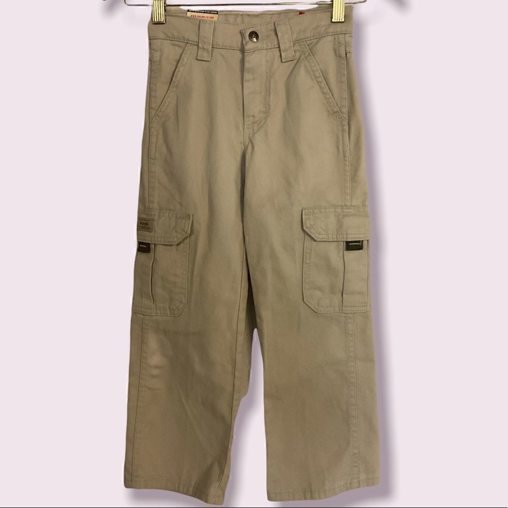 Wrangler Classic Cargo - Picture 2 of 2